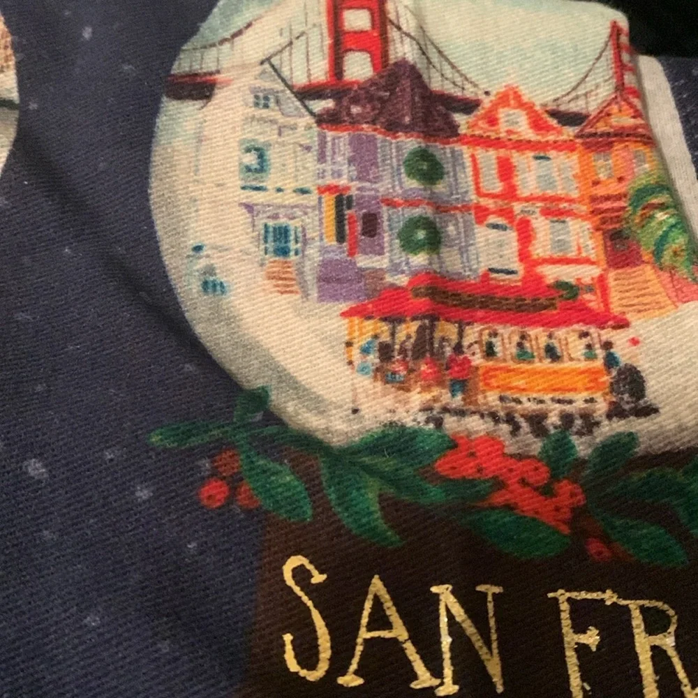 - Anthropologie travel snow globes table runner new with out tags